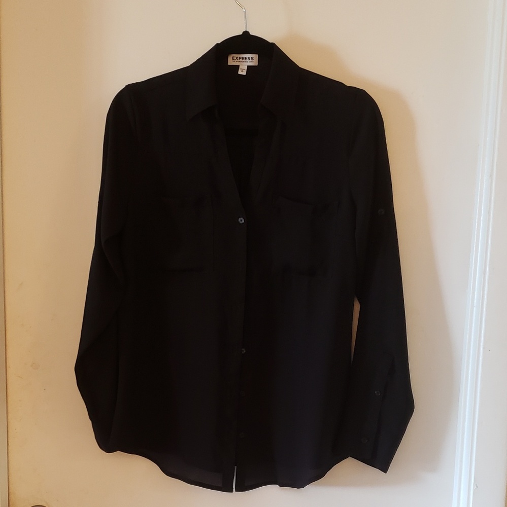 Perfect black sheet top !!